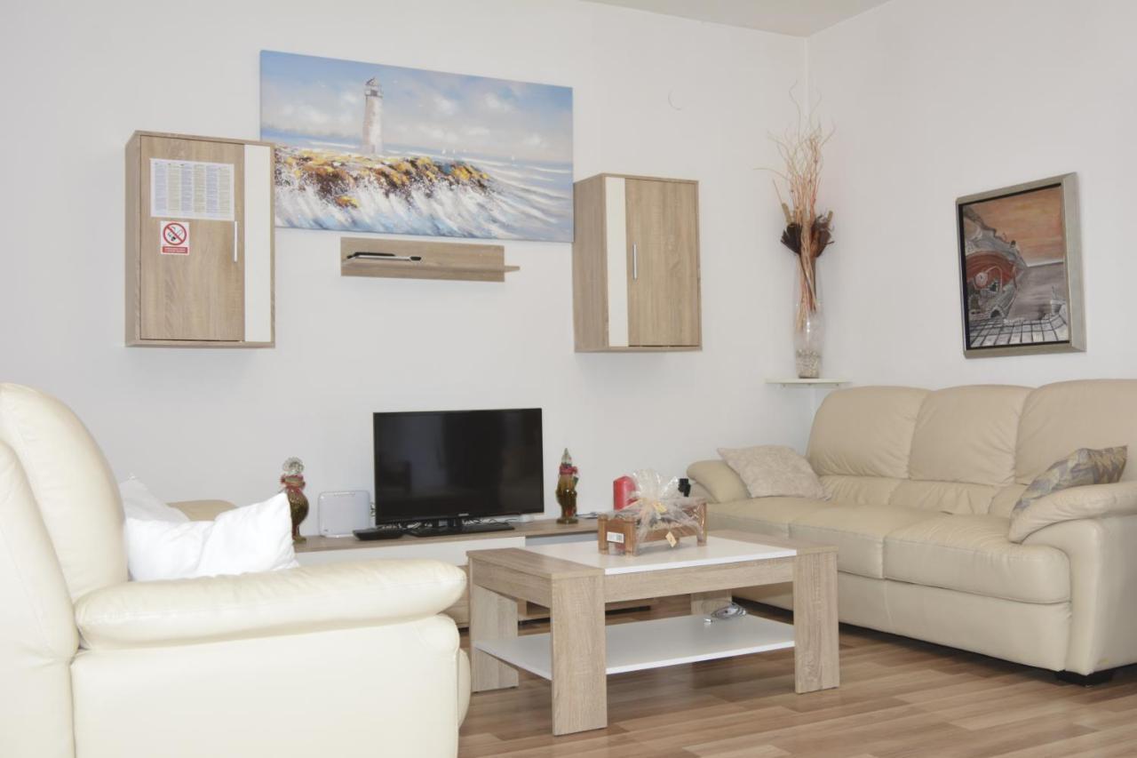 Apartment Lana Сень Екстер'єр фото